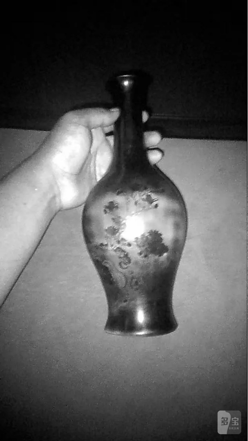 清康熙 安窑青花釉里红花鸟纹橄榄瓶 - 图16